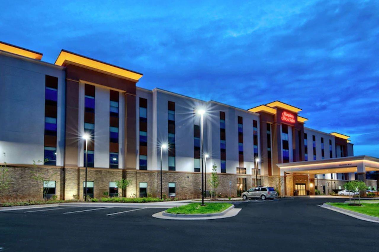 Hampton Inn & Suites Culpeper Exterior photo